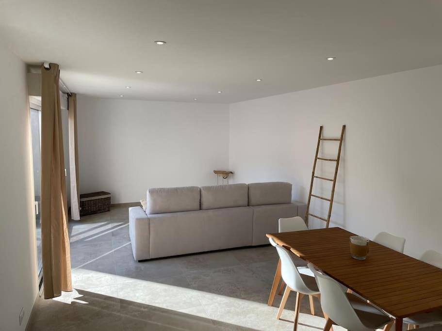 L'ecurie - Maison Neuve 5 Personnes, Piscine *